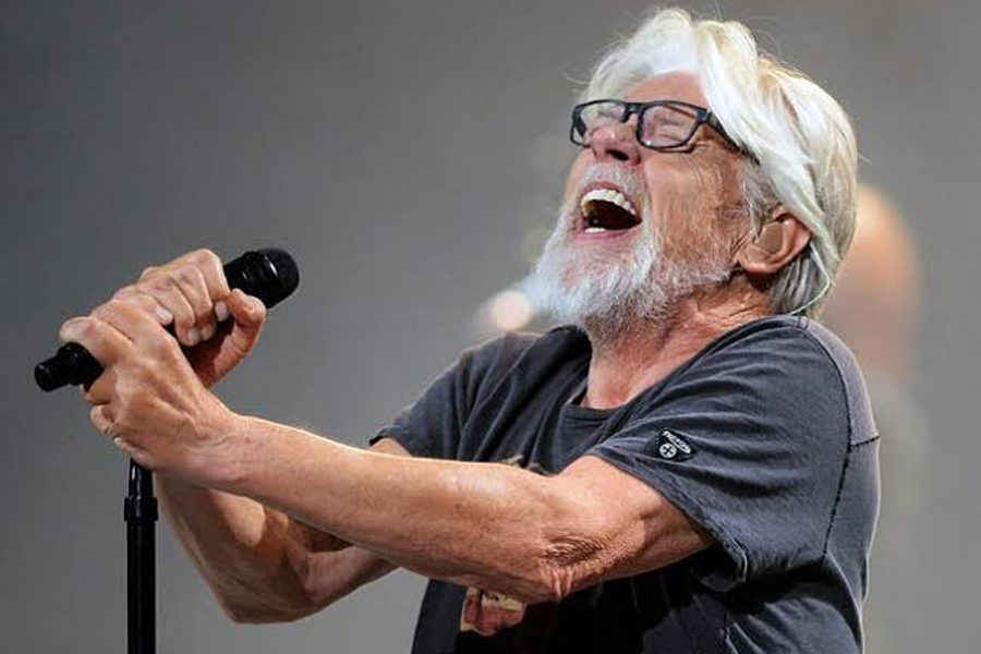 Bob Segar: A Vivid Look at the Rock Icon and His Family Story 2 bob sega
